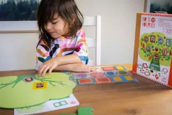 Djeco Do It Yourself Family Tree