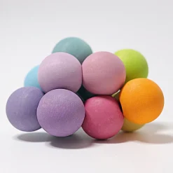 Grimms - Wooden Beads Grasper, Pastel