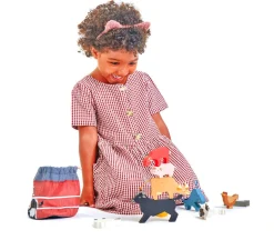 Tender Leaf - Wooden Stacking Farmyard