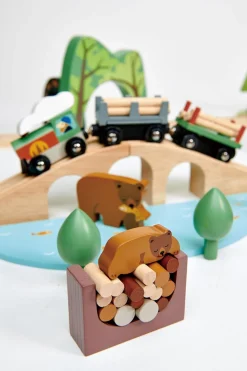 Tender Leaf Toys - Wild Pines Train Set